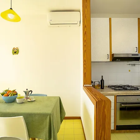 Apartment La Rosa Sea View - Happy *